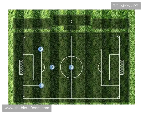 小学足球防守整体移动策略研究提升团队协作与防守效果的教学探索
